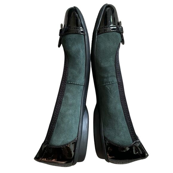 Clarks Gracelin Ballet Flats 7 EU 37.5 Dark Green Suede Leather Comfort - Picture 8 of 8